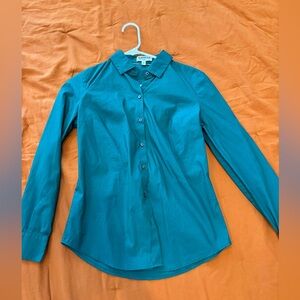 Women’s Express essential shirt, size s, forest green